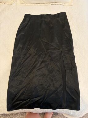 Babaton Black Pencil Skirt with Side Slit